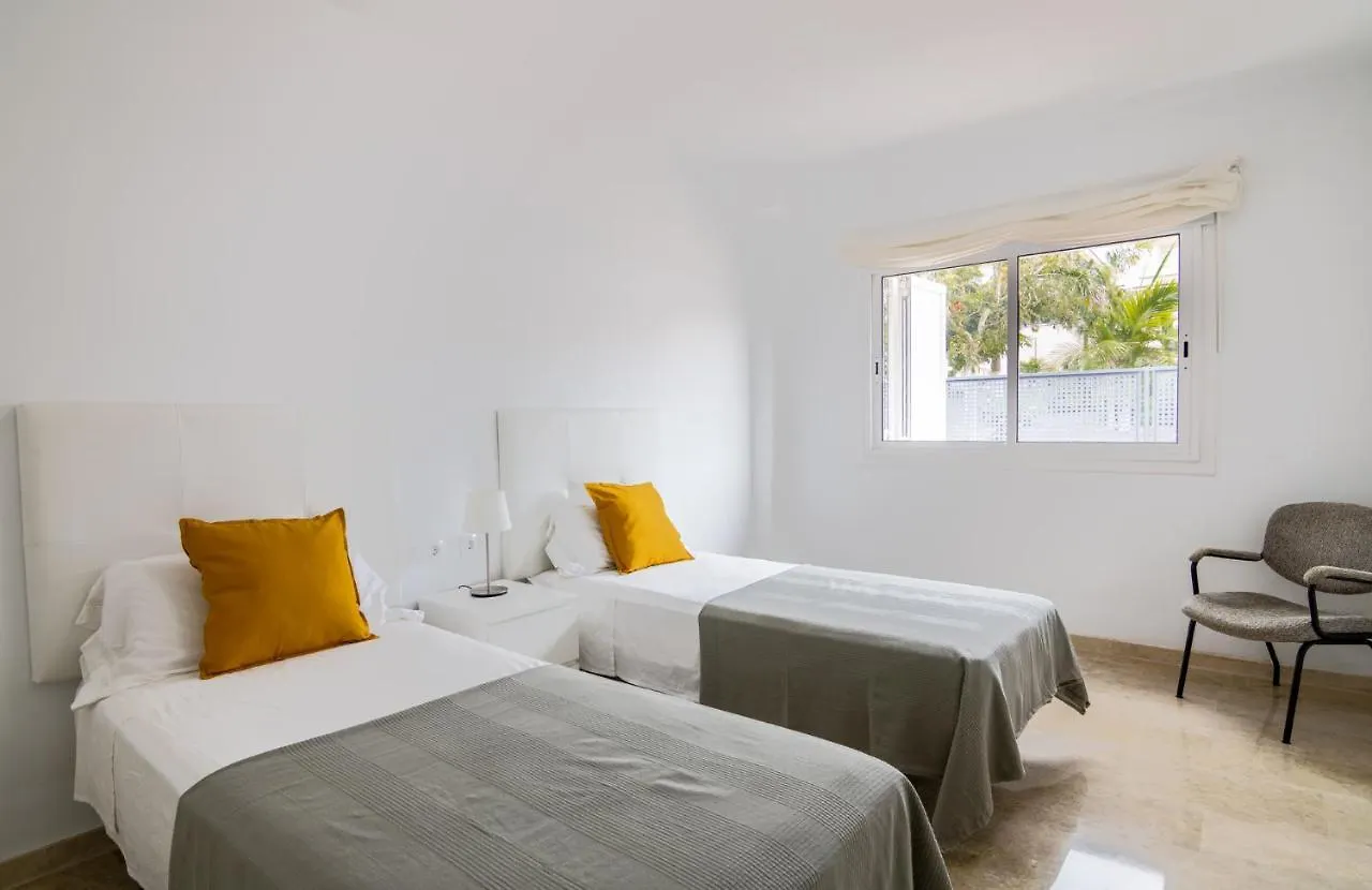 Nyaraló Oasis Del Mar Villa Puerto de Santiago