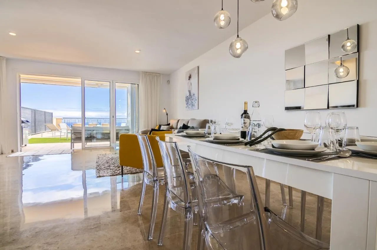 Oasis Del Mar Villa Puerto de Santiago Nyaraló